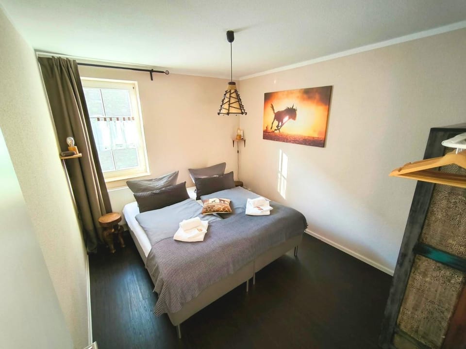 Apartment Kapstadt Garten & Poolnutzung als Extra möglich Apartment in Thuringia, Germany