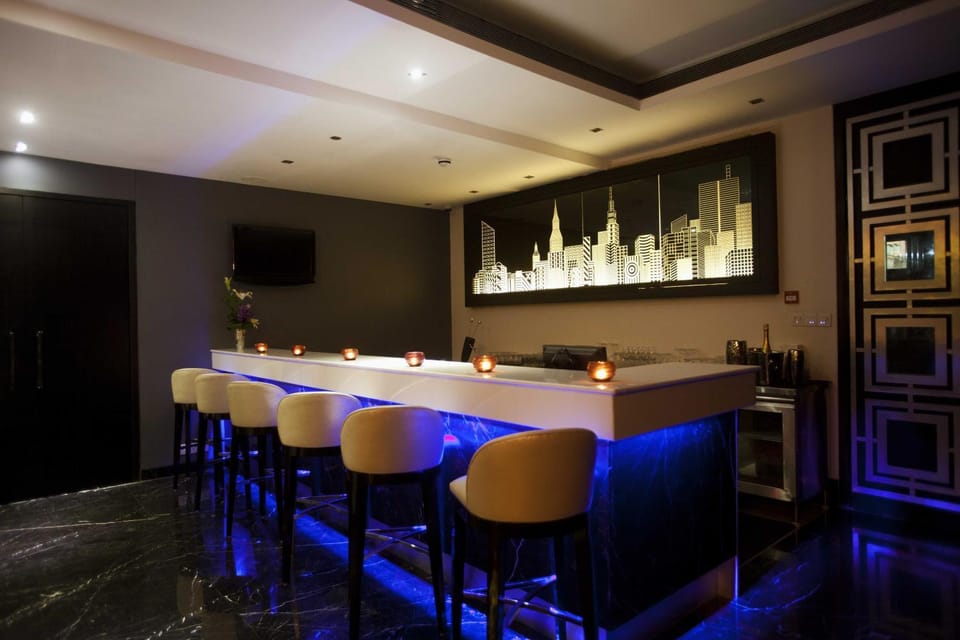 Lounge or bar