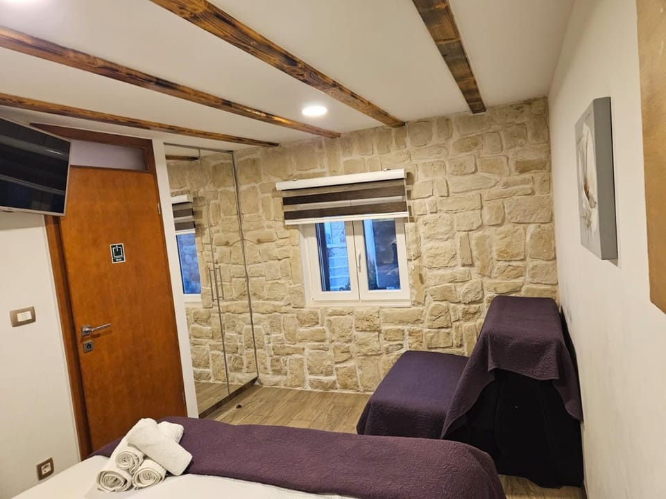 Reval Luxury Stone house apartments**** Apartment in Split