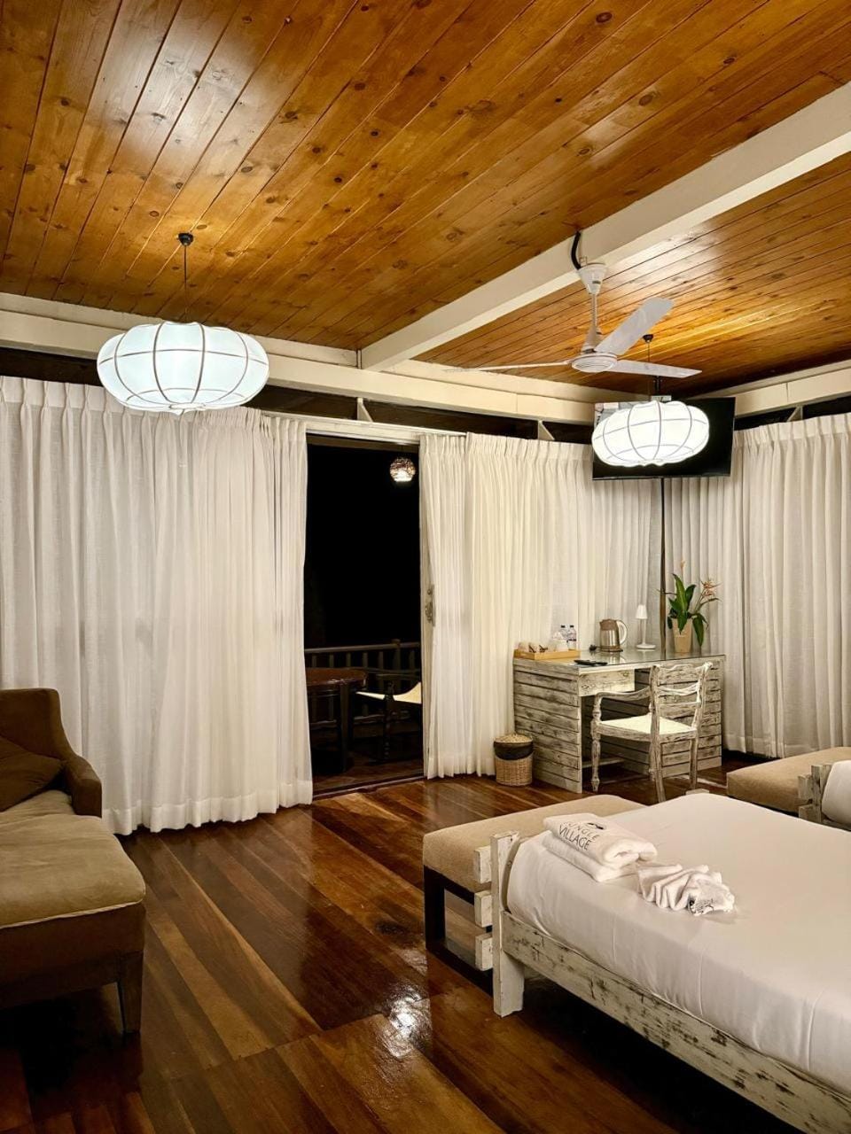 Living room, Bedroom
