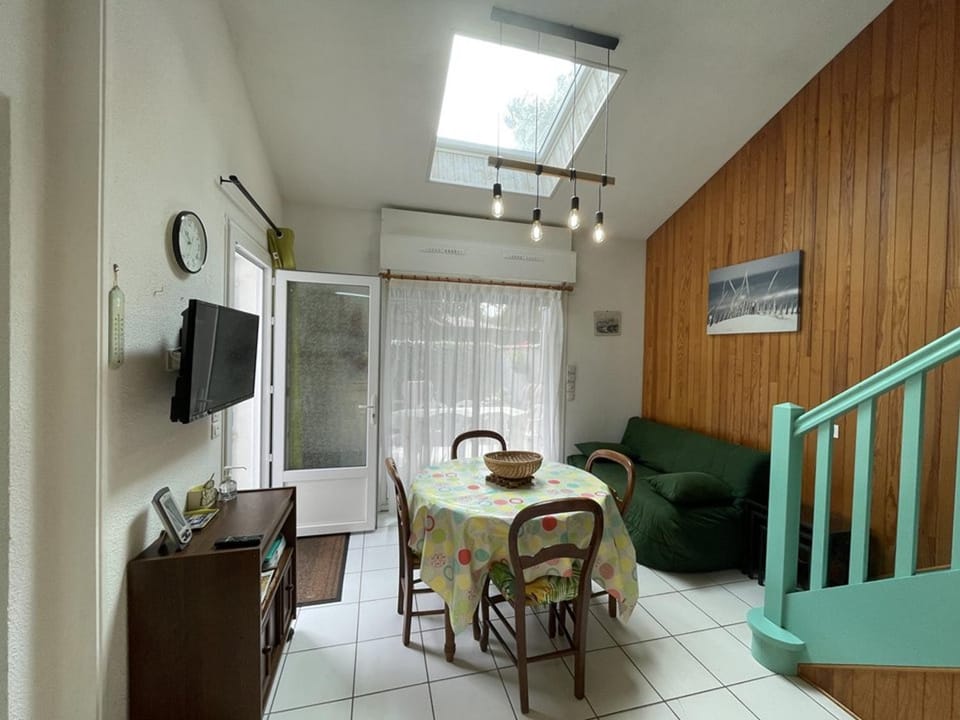 Charmant T2 mezzanine pour 4 pers. avec jardinet, proche du lac à Soustons - FR-1-379-72 Villa in Soustons