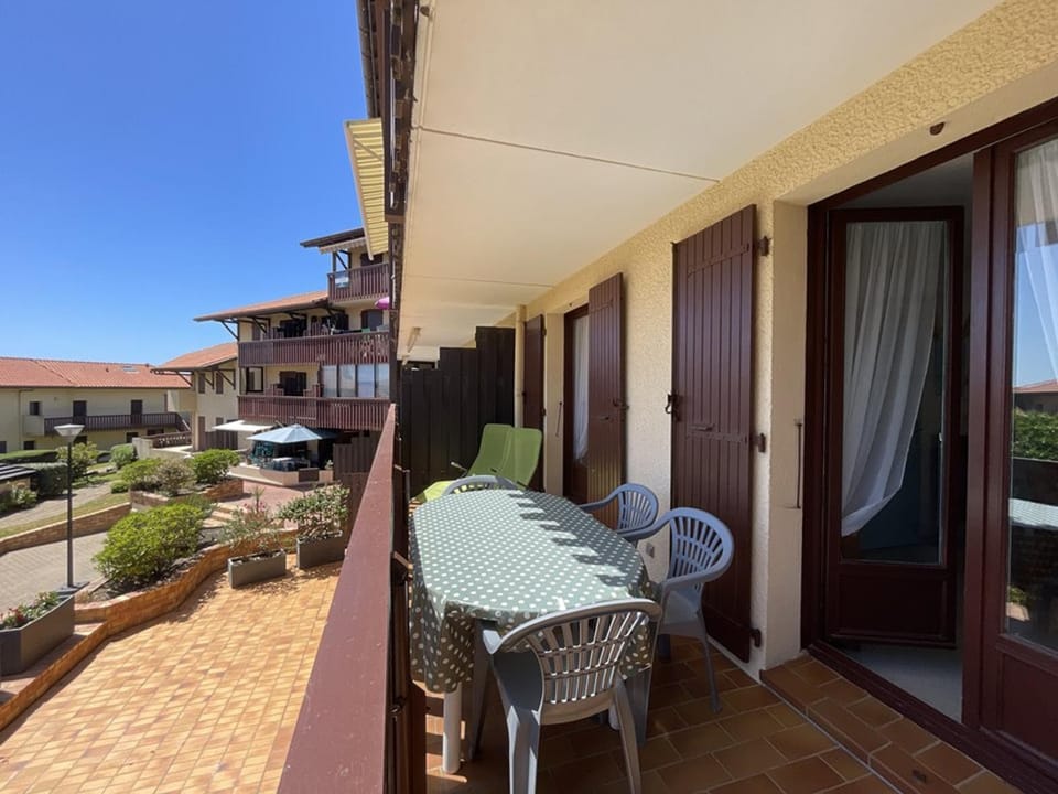 Appartement T2 Cabine à Vieux-Boucau avec Balcon, Animaux Admis - FR-1-379-24 Cabin in Vieux-Boucau-les-Bains