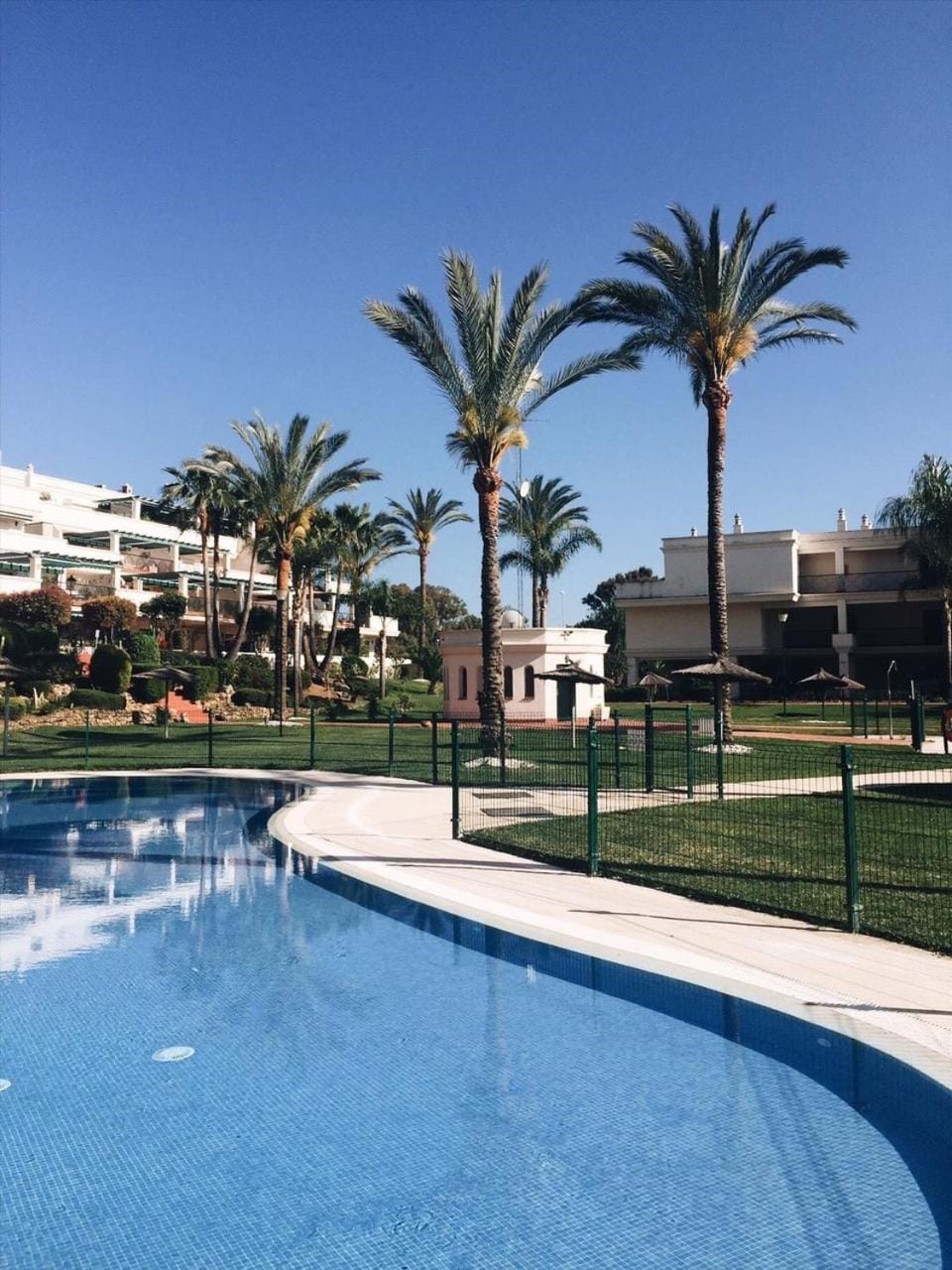 Swimming pool, Swimming pool