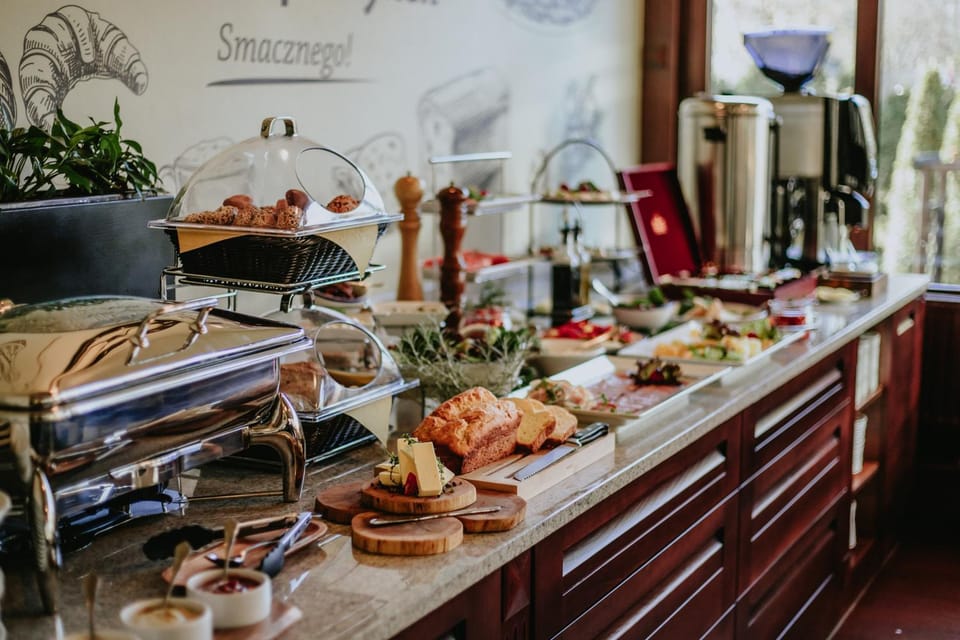 Food and drinks, Buffet breakfast