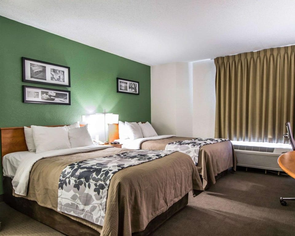 Photo of the whole room, On site