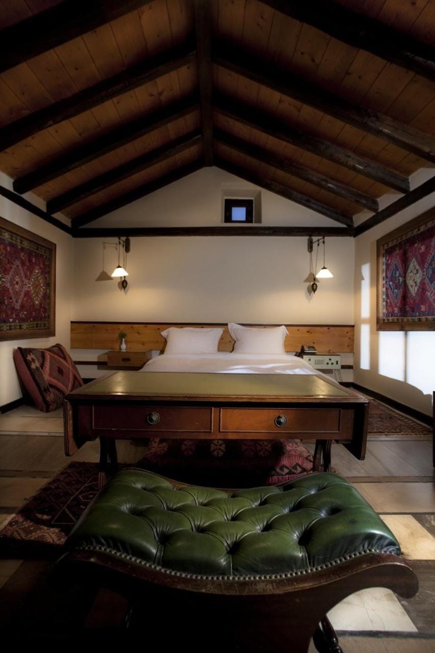 Day, Photo of the whole room