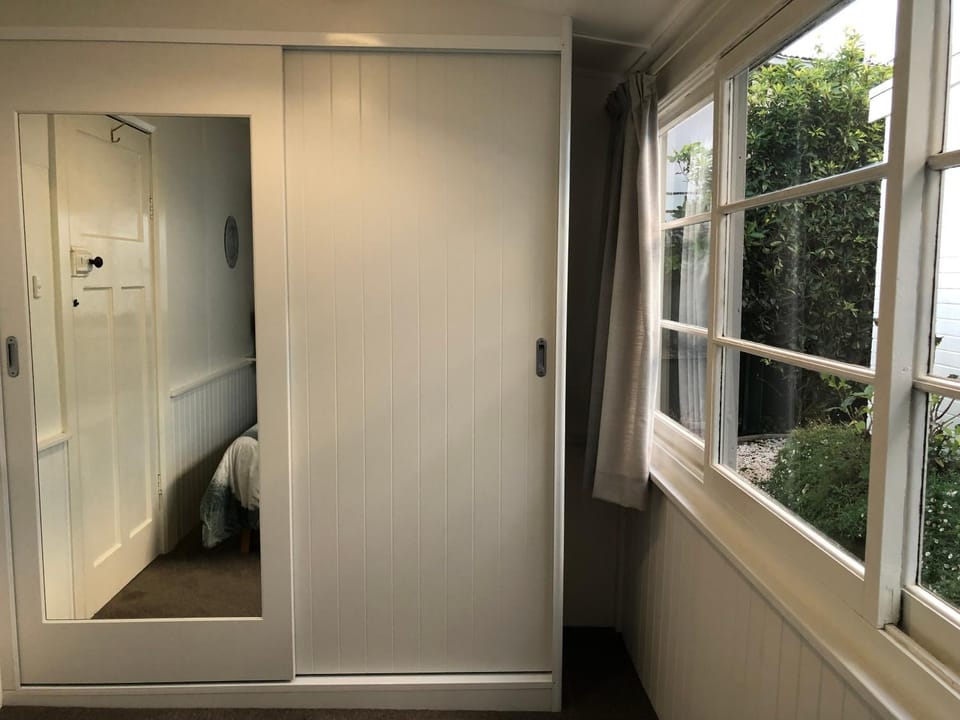 Recreation Cottage Apartment in Tasmania