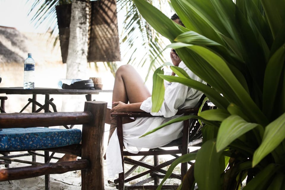 Restaurant/places to eat, Beach, Breakfast