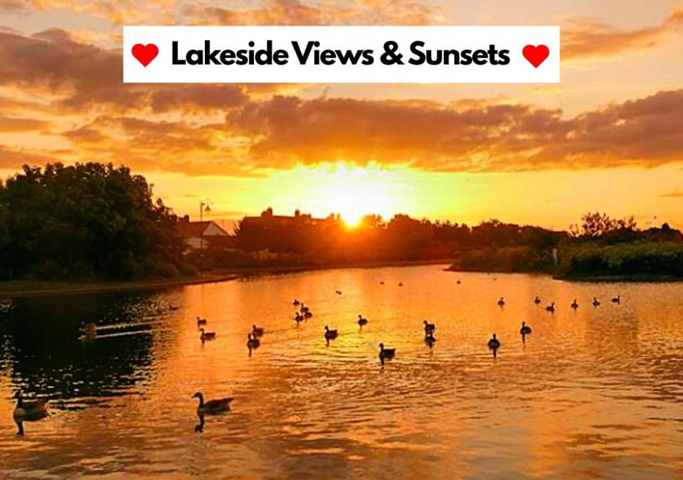 Nearby landmark, Neighbourhood, Lake view, River view, Sunset