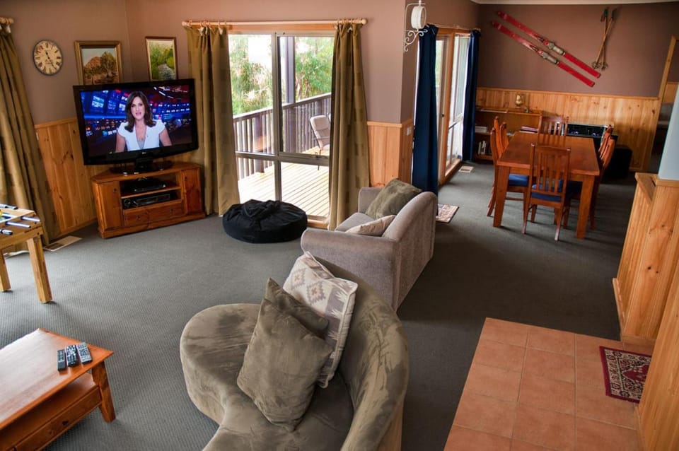 Whistler House in Porepunkah