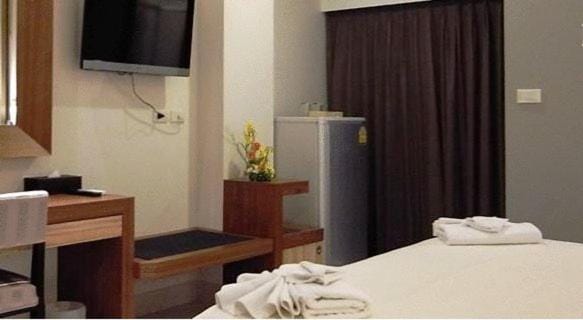 April Suites Hotel in Pattaya City