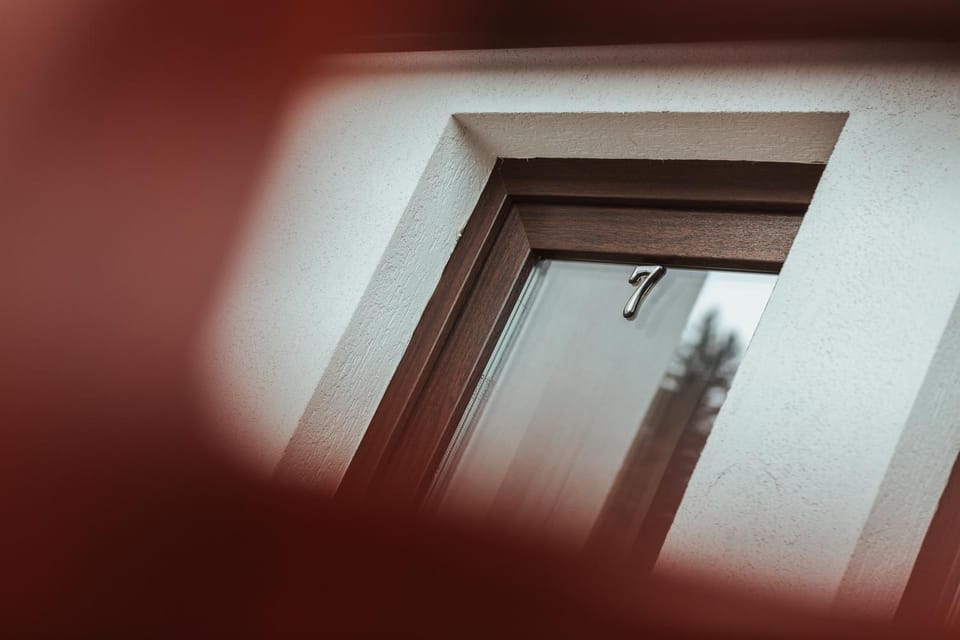 Facade/entrance, Decorative detail, On site