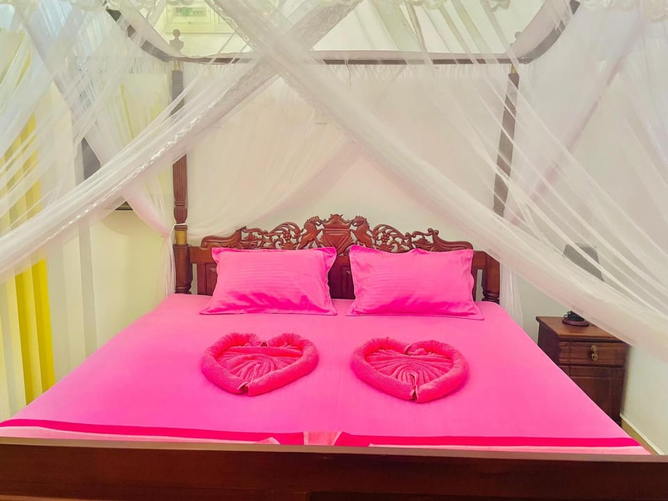 Star Nodes Villa - Boossa Beach 150m, AC Villa Villa in Southern Province
