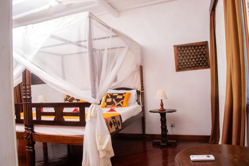 Charming Penthouse -Holidays Houses Apartment in Malindi