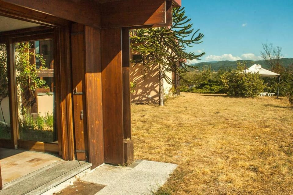 Property building, Garden