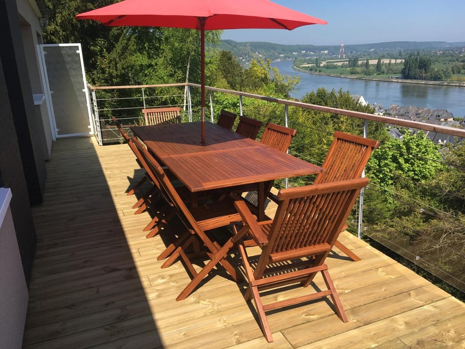 Balcony/Terrace, River view