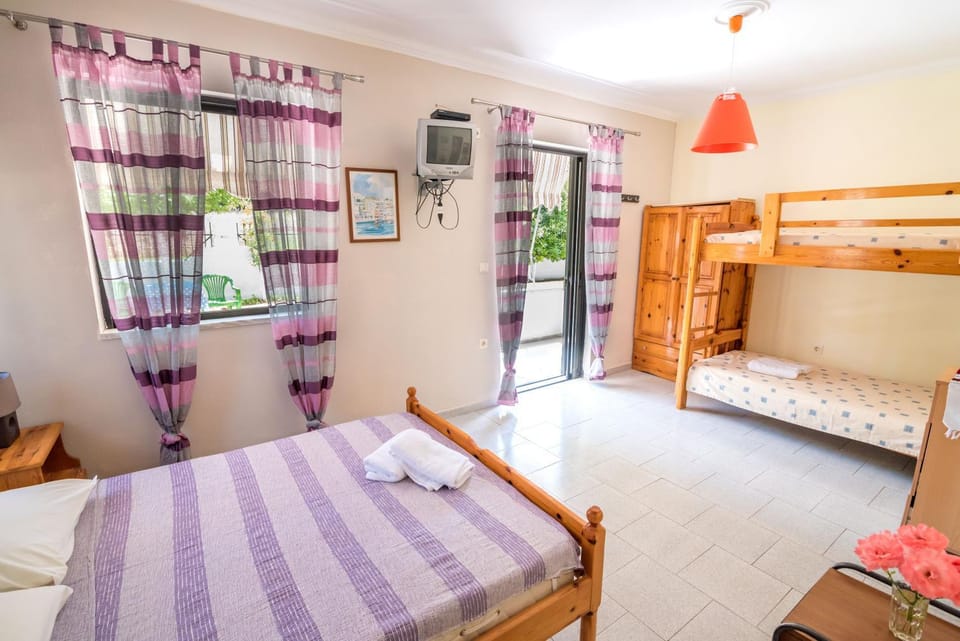 Elena Apartments Apartment in Peloponnese, Western Greece and the Ionian