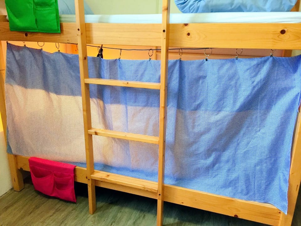 bunk bed