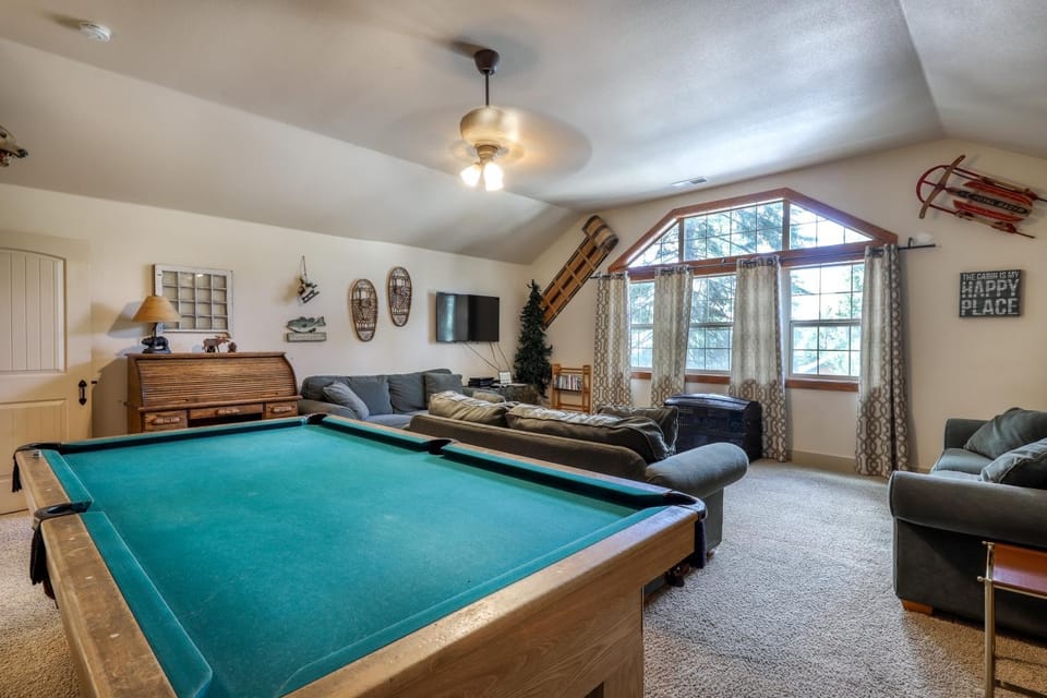 Alderhill House in Shaver Lake
