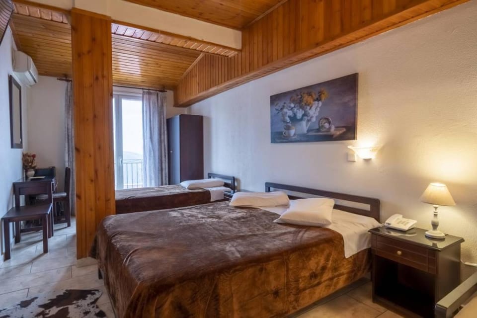 Hotel Lefas Hotel in Peloponnese, Western Greece and the Ionian