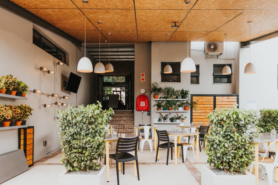 Dining area, Food