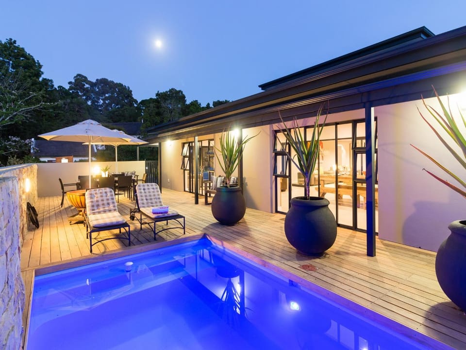 Patio, Night, Winter, View (from property/room), Balcony/Terrace, Autumn, On site, Pool view, Swimming pool, Swimming pool, Sunset, sunbed