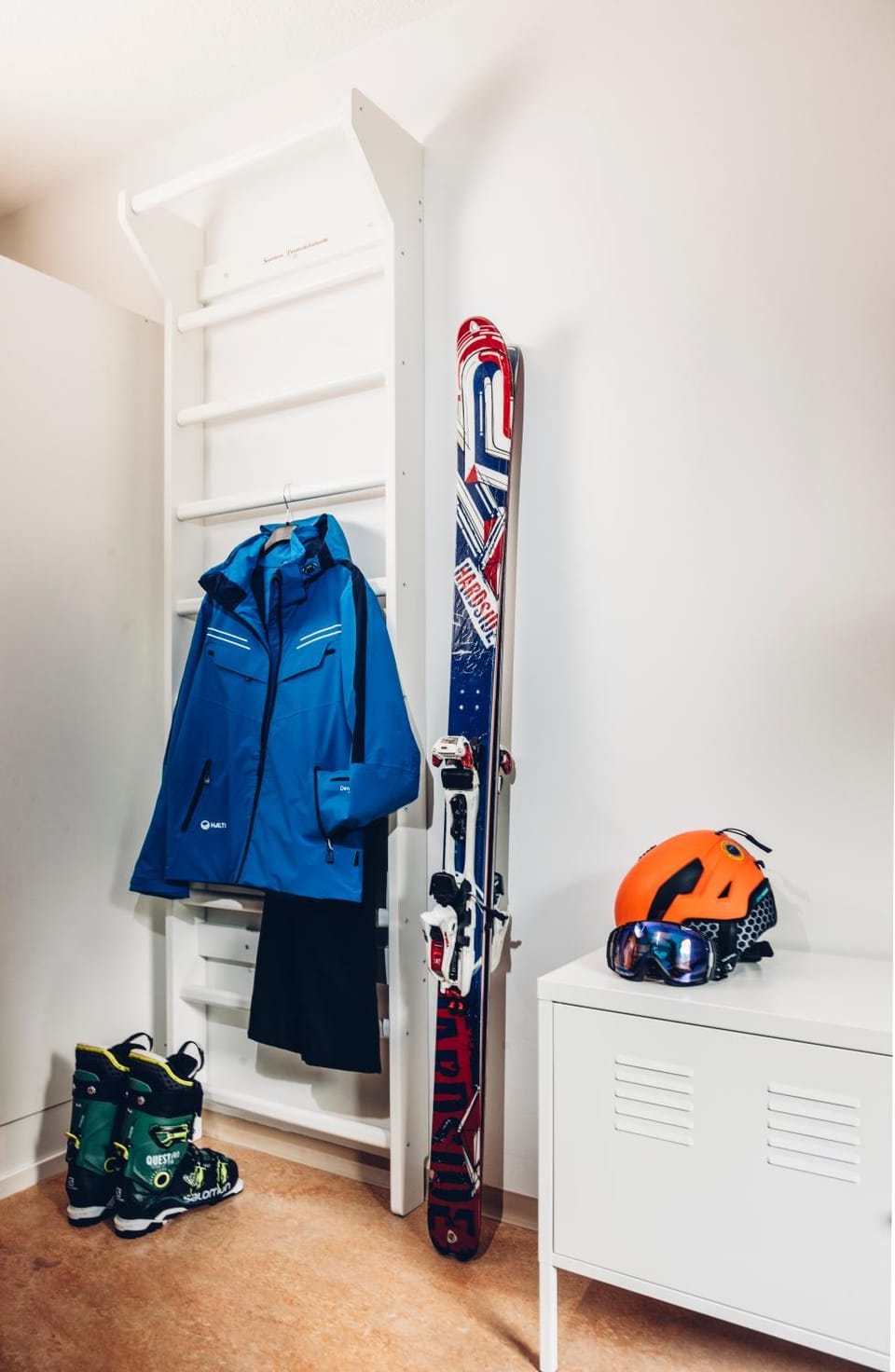 Bedroom, wardrobe