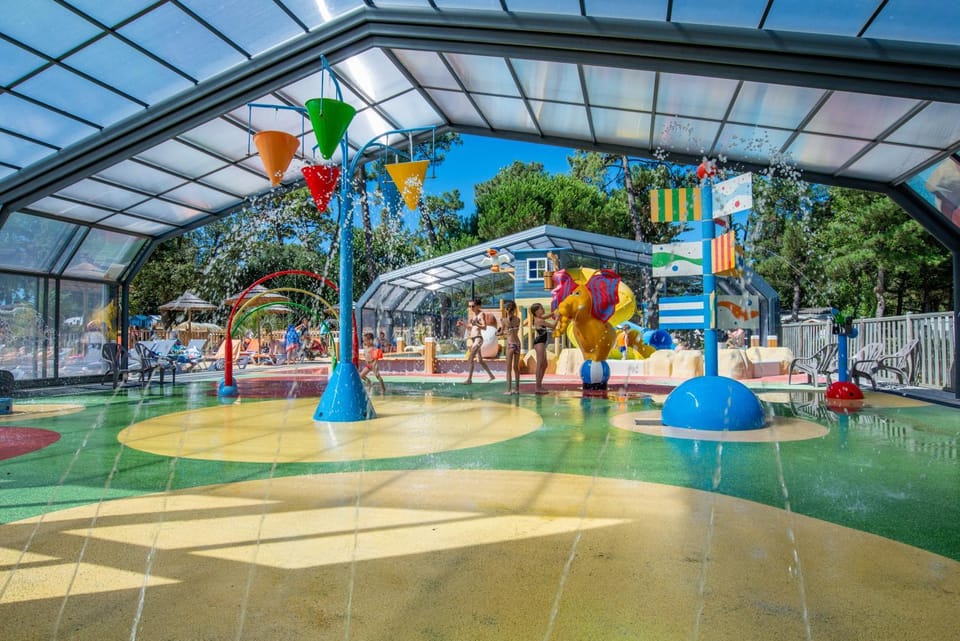 Aqua park, Swimming pool