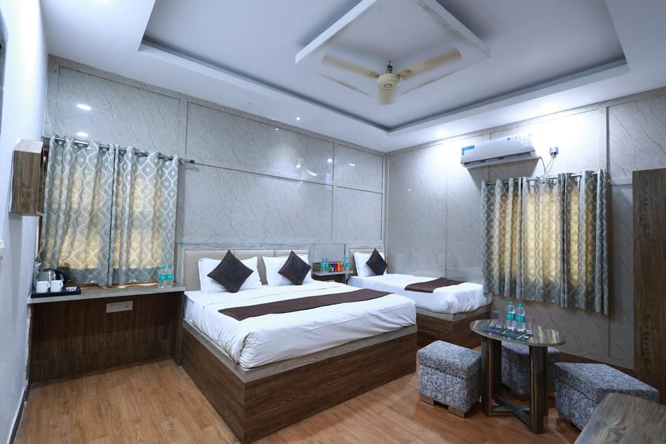 Bed, Bedroom, air conditioner