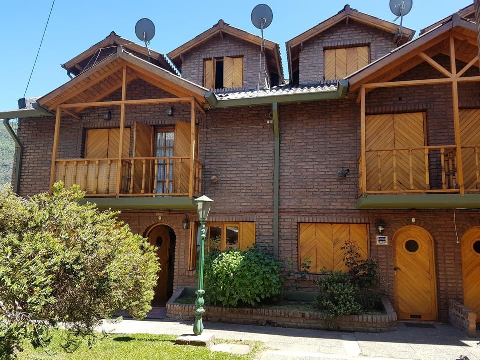 Property building, Facade/entrance, Off site