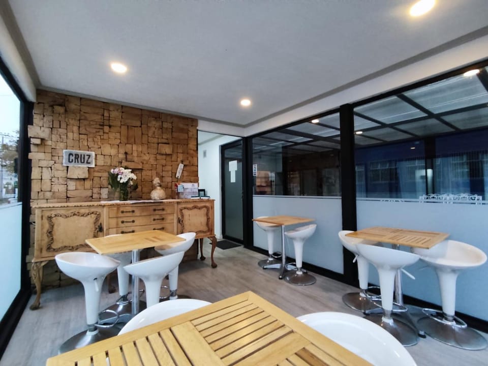 Communal lounge/ TV room, Balcony/Terrace, Seating area