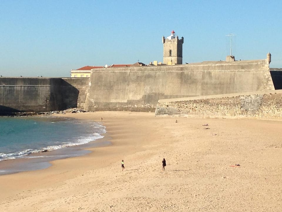Nearby landmark, Day, Natural landscape, Beach, Autumn, On site