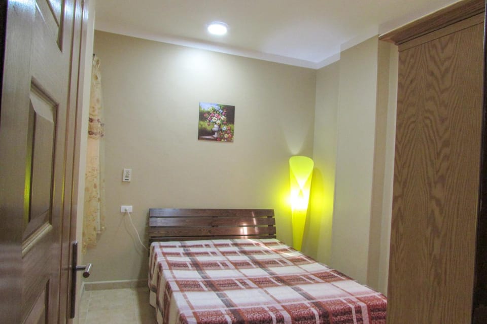 Bed, Photo of the whole room, Decorative detail, Bedroom, Area and facilities, wardrobe