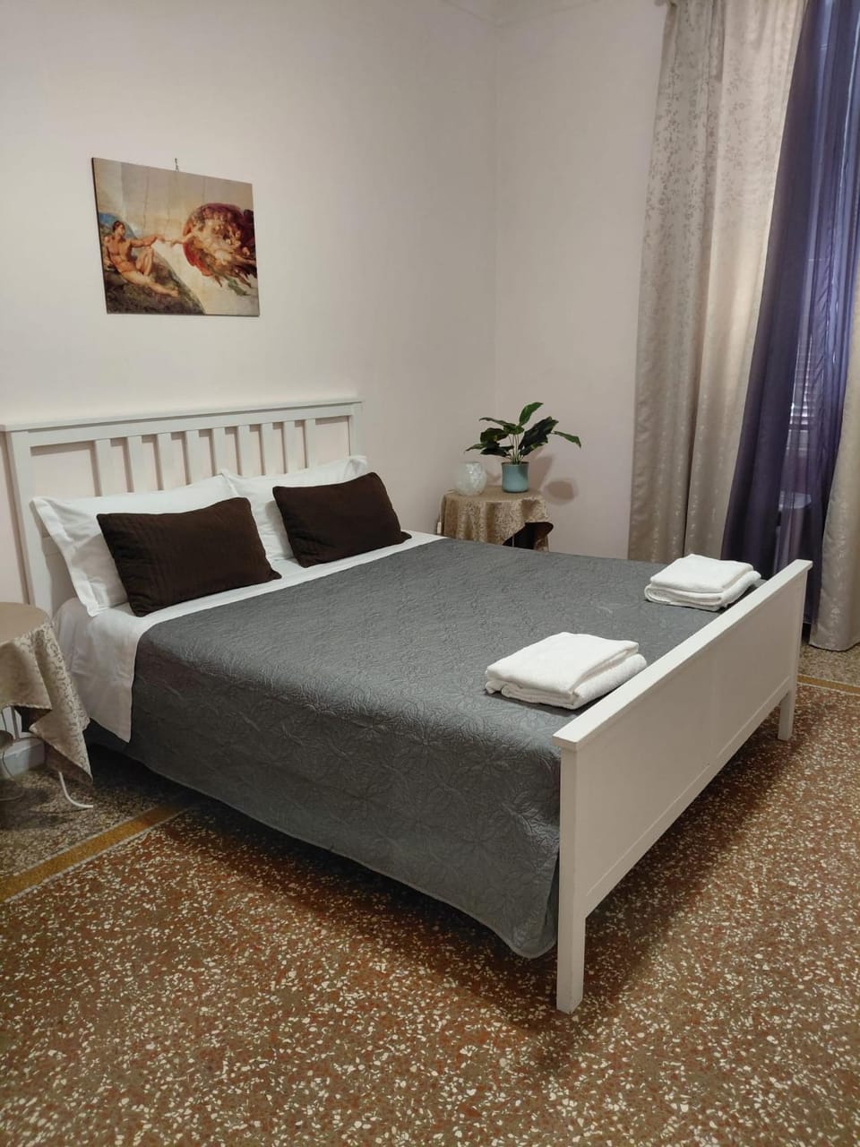 EMI House Re di Roma, Appartamento con 3 camere da letto, 80 mq Apartment in Rome