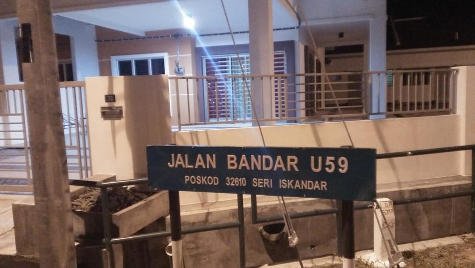 MaiHomestay Seri Iskandar Vacation rental in Perak Tengah District