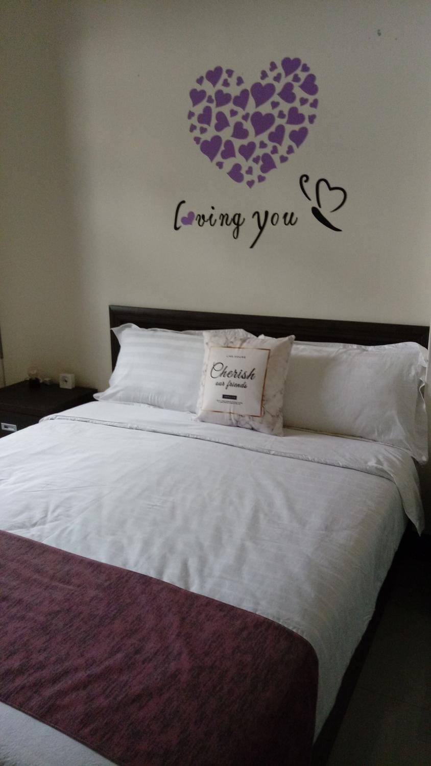 Photo of the whole room, bunk bed