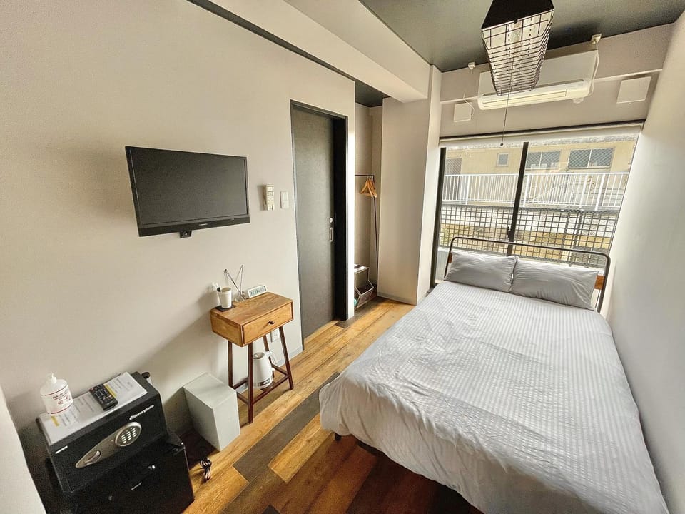 Book Tea Bed IZUOSHIMA Bed and Breakfast in Japan