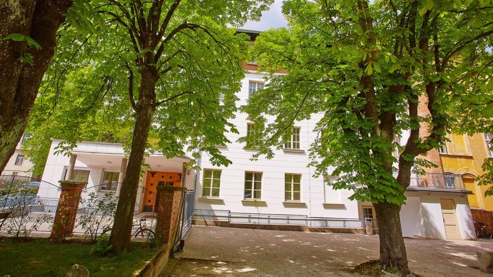 Garden, On site
