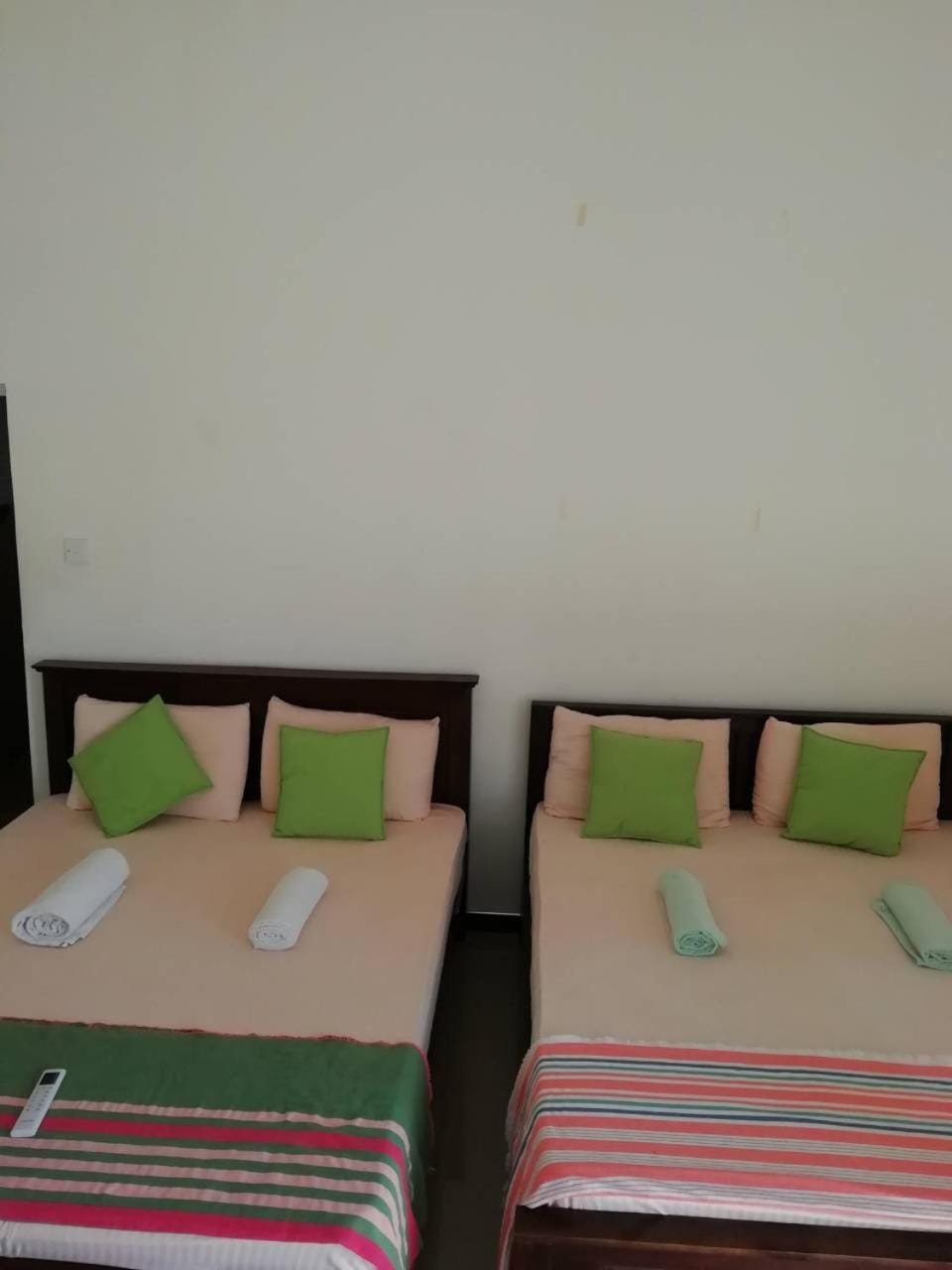Reshani Guest House Bed and Breakfast in Negombo
