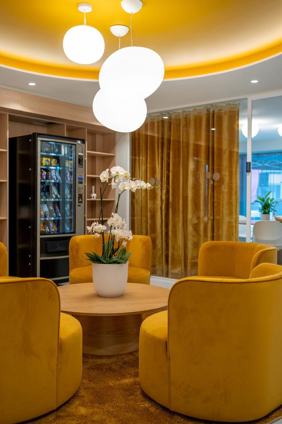 Communal lounge/ TV room, Lobby or reception, Seating area