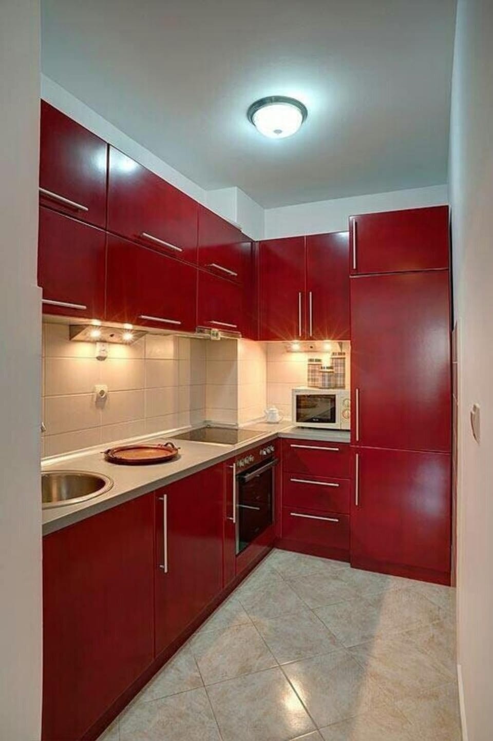 Coffee/tea facilities, Kitchen or kitchenette, Dining area