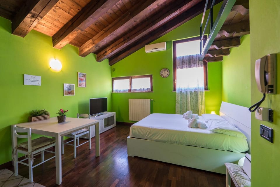 Gardappartamenti Carducci City Centre Apartment in Desenzano del Garda