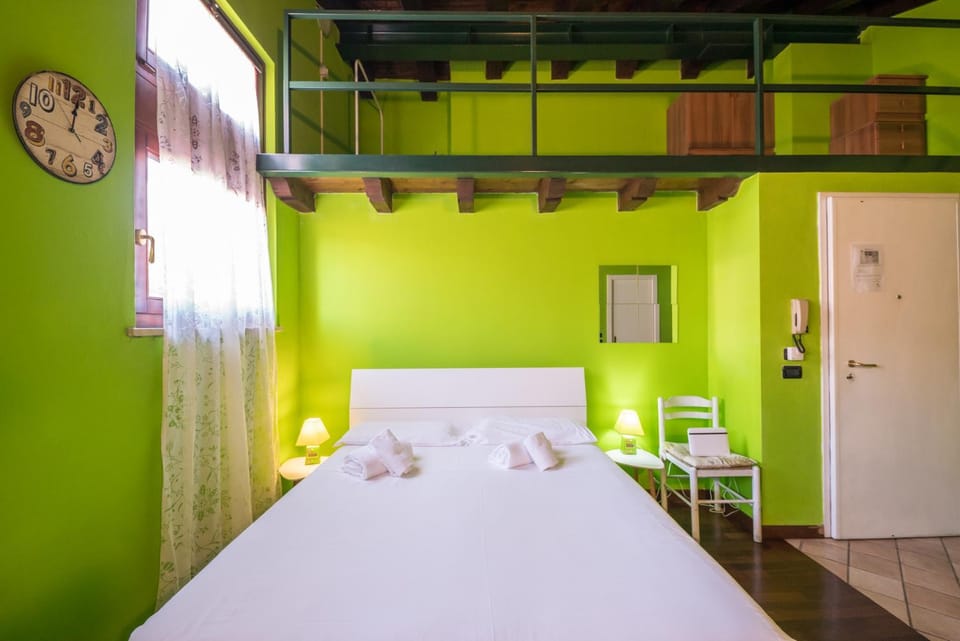 Gardappartamenti Carducci City Centre Apartment in Desenzano del Garda