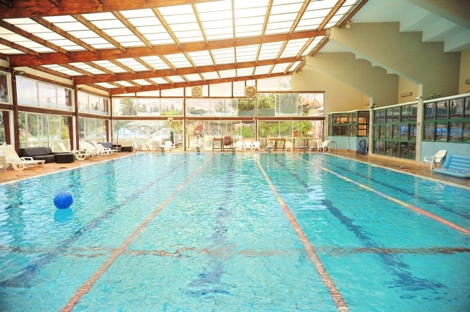Fitness centre/facilities, Pool view, Swimming pool, Swimming pool, sunbed