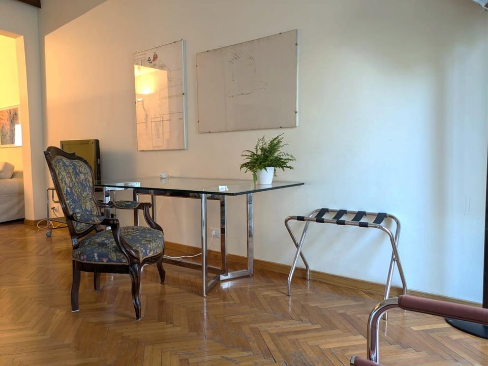 Seating area