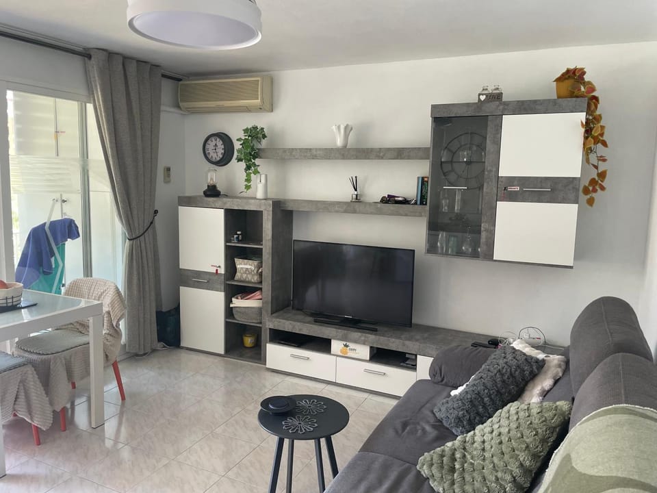 BERMUDAS-TURIS Apartamentos Apartment in Benidorm