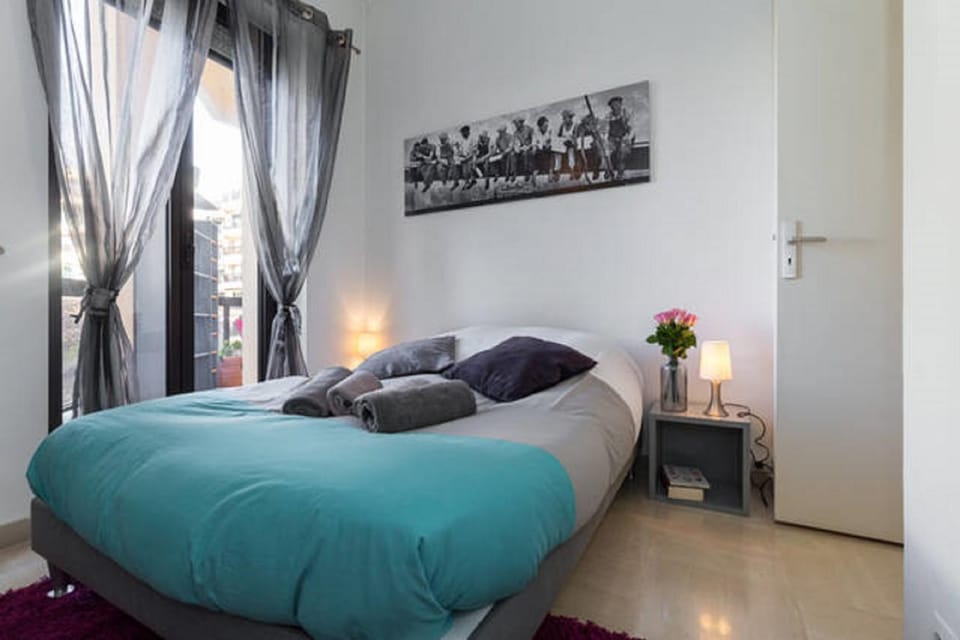 GRAND H -F2, FACE VIEUX- NICE, TERRASSE, ASCENSEUR, CLIMATISATION, Terrace - Nice city center Apartment in Nice