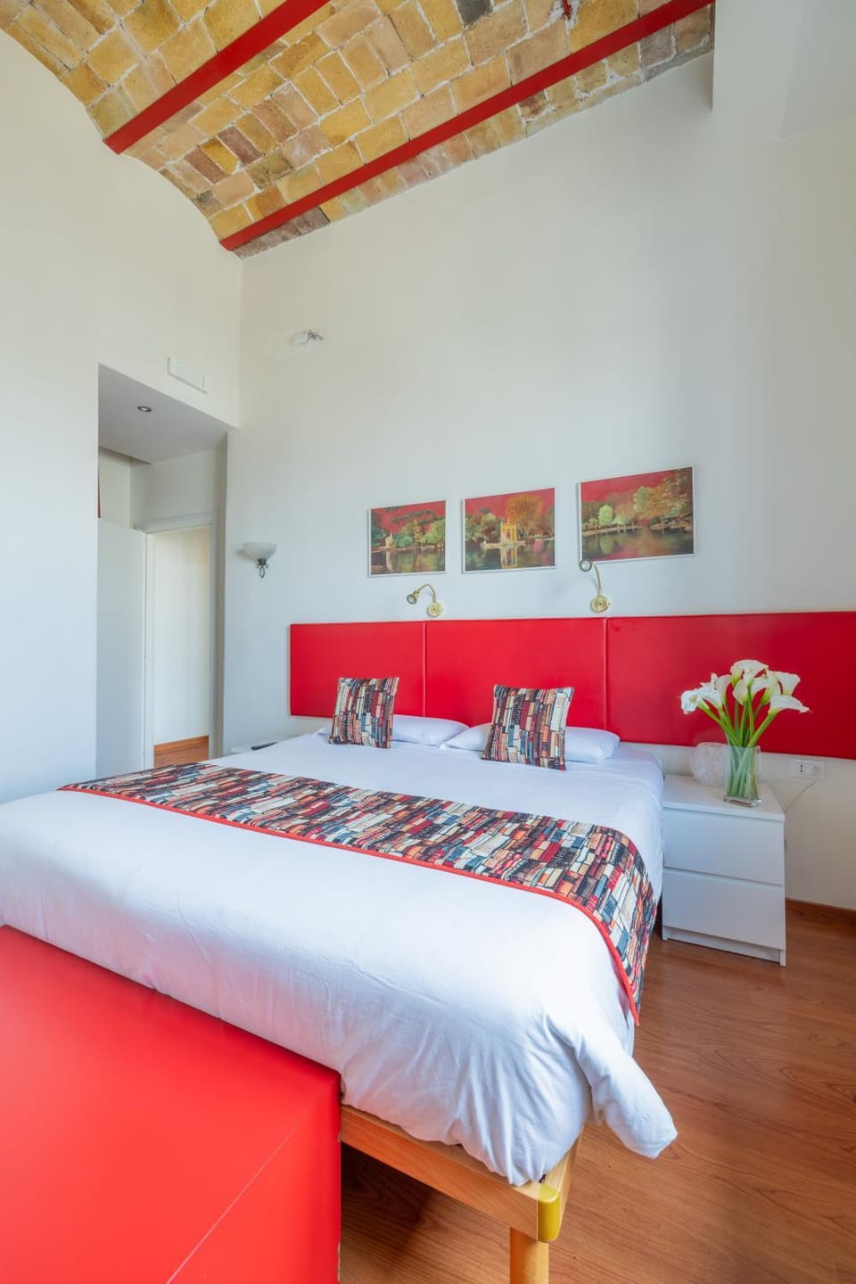 Bedroom, Landmark view