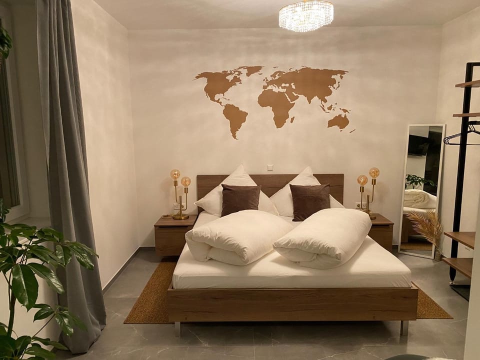 Photo of the whole room, Bedroom