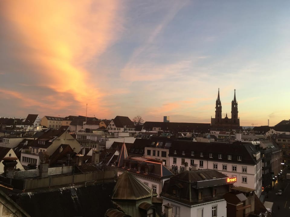 View (from property/room), City view